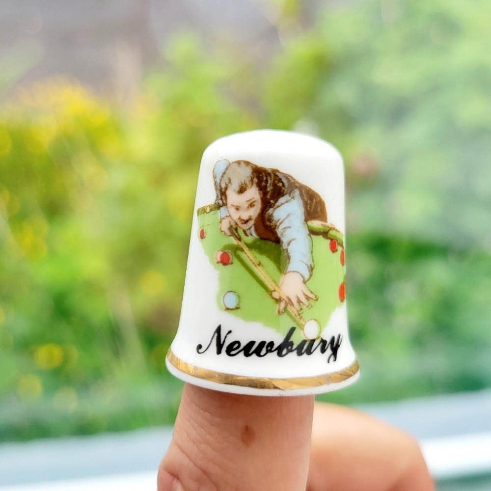 Vintage Billiards Pool Player Collectible Bone China Newbury Thimble